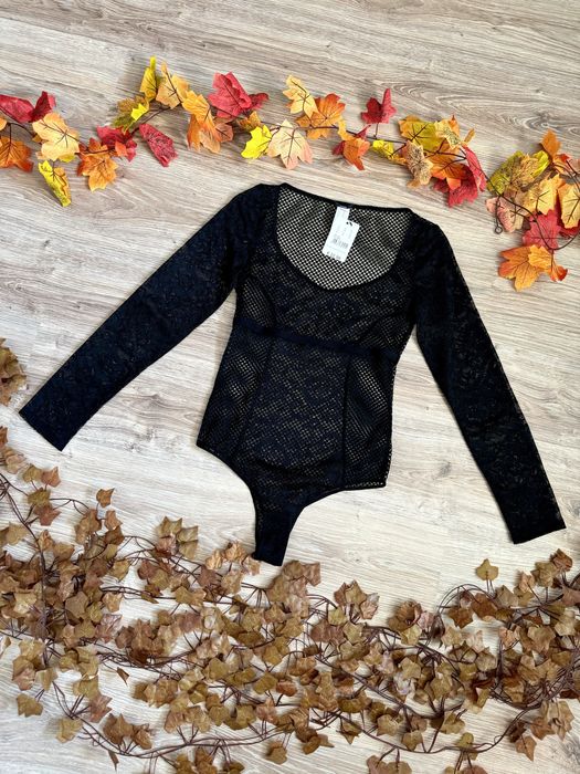 Tezenis m/38 nowe (z metką) śliczne body (bluzka) z koronki