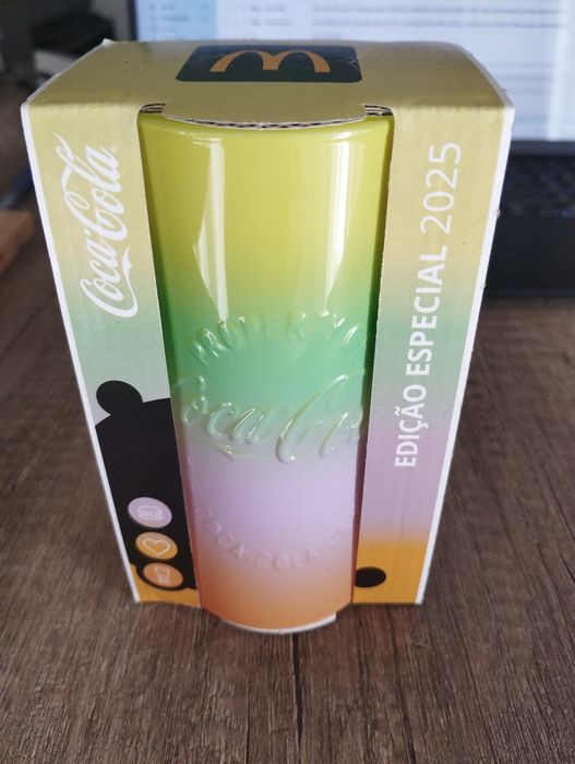 Copo coca cola edição especial colorido rainbow novo