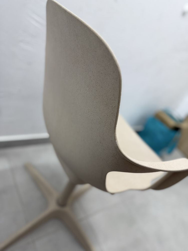 ikea odger krzeslo obrotowe beżowe