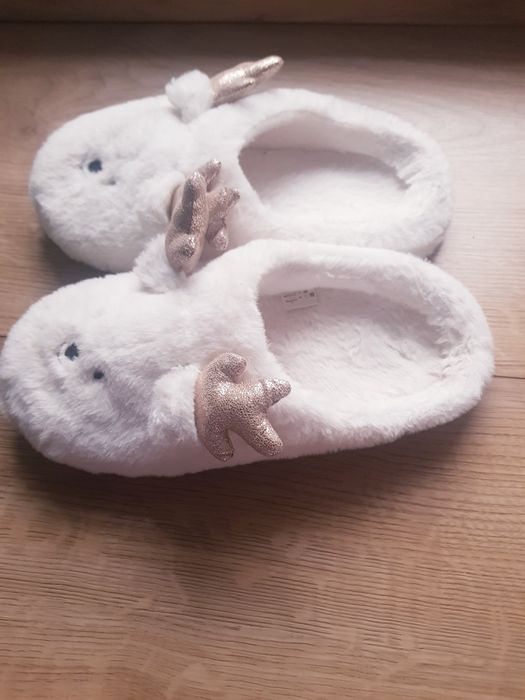 Kapcie damskie z sztucznego futerka marki Pepco Renifery rozmiar 38/39