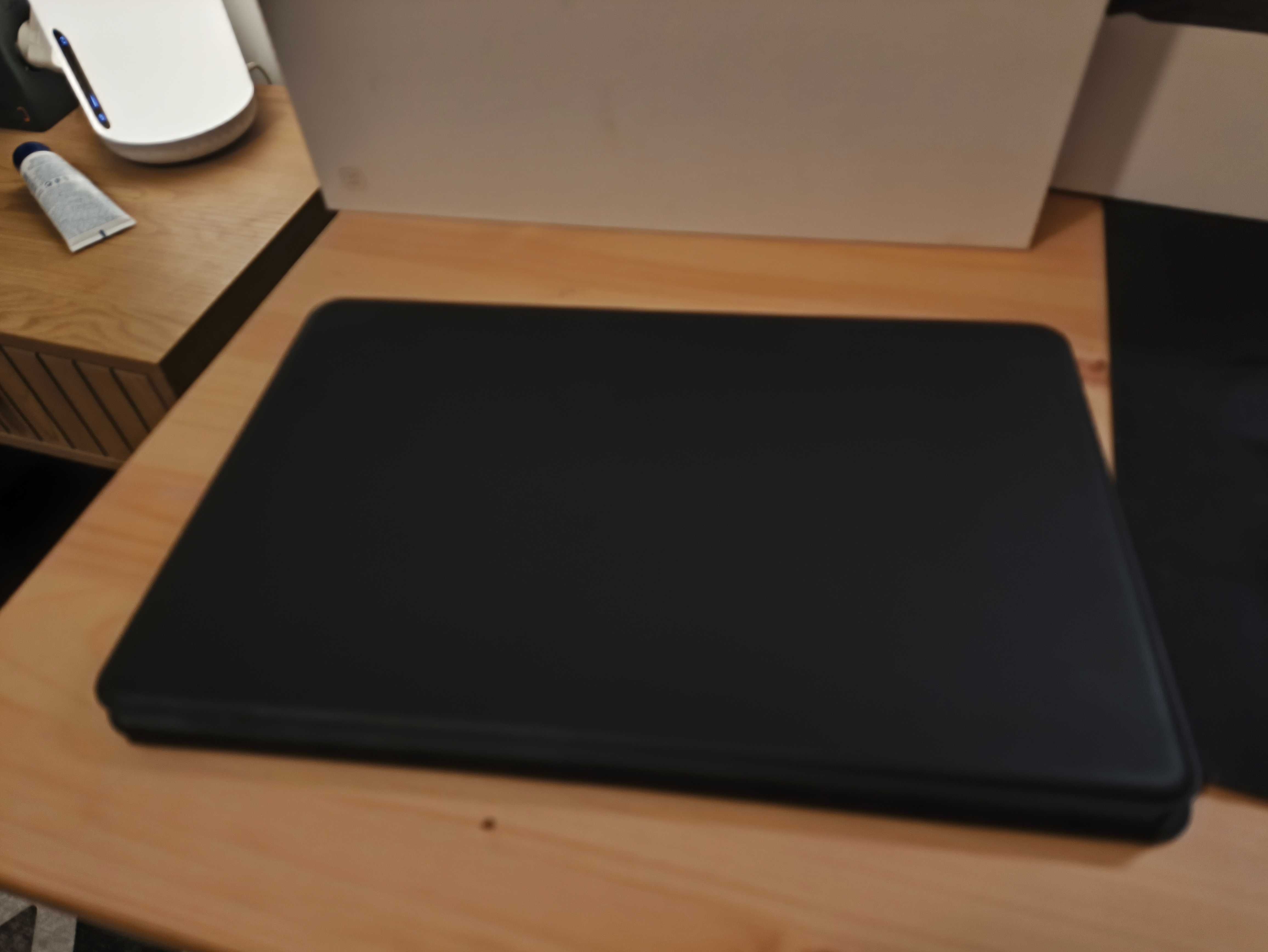 Huawei Matebook E i3/8G/128GB Windows 11 + klawiatura etui ładowarka