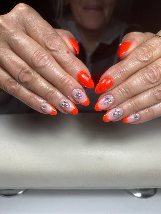 Paznokcie żelowe hybryda pedicure