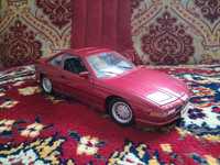 Модель BMW 850i E31 1:18 Maisto