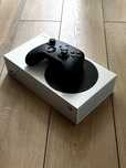 Xbox Series S 512GB + gamepad