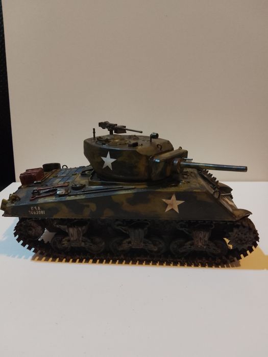 Sherman "Jumbo" 1/35 Tamiya