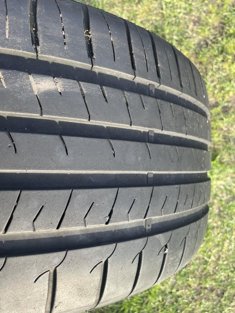 Opony letnie 255/30 R19 Firemax