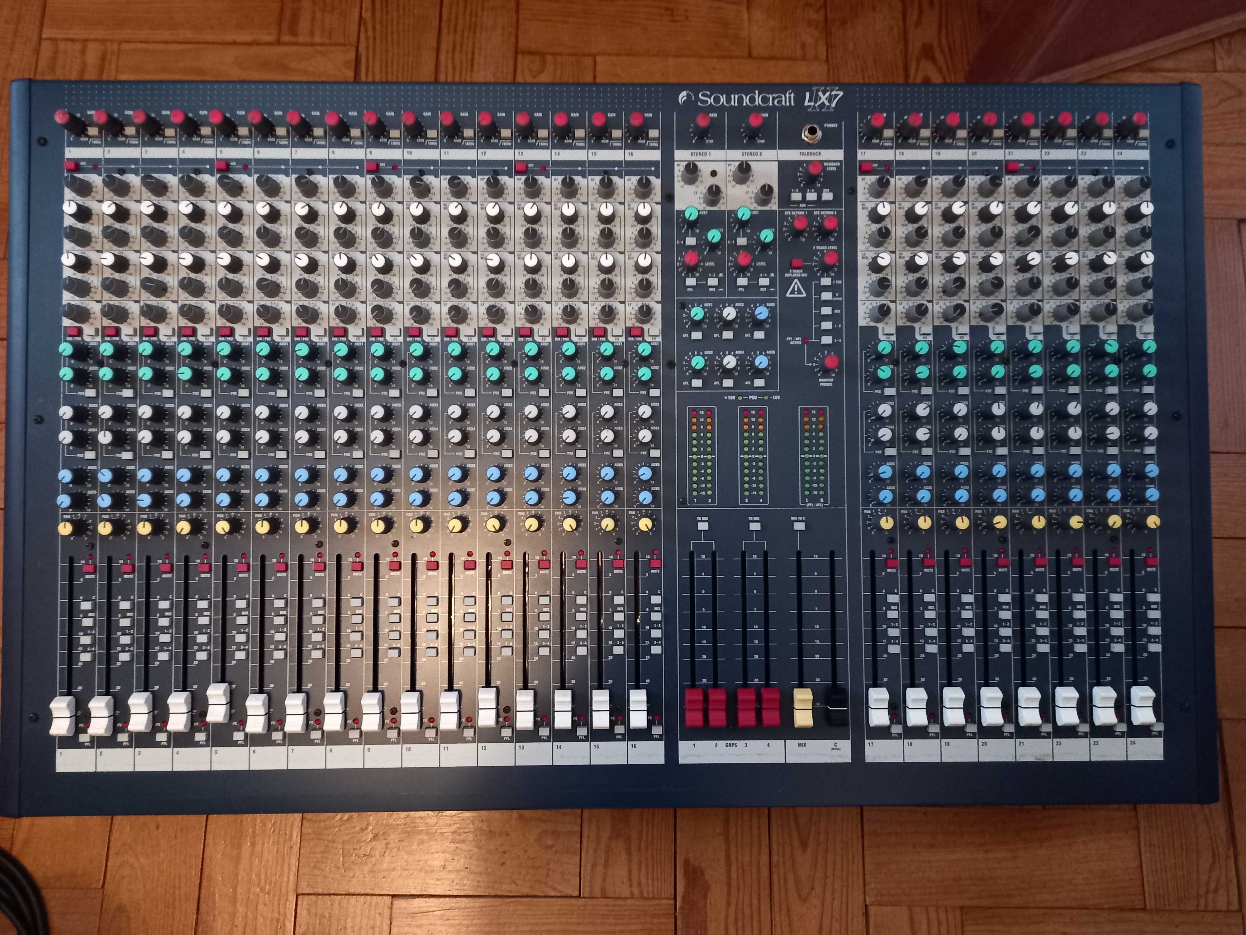 Soundcraft LX7ii - Mesa de mistura analógica