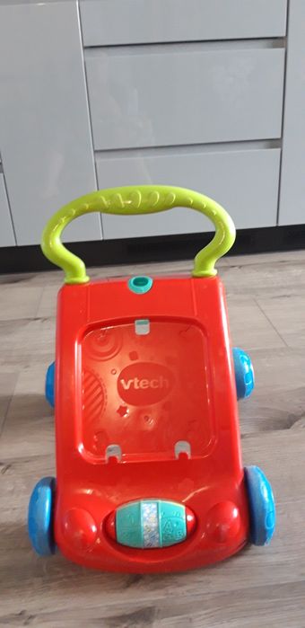 Pchacz chodzik V-tech