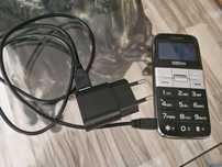 Telefon Maxcom plus ładowarka