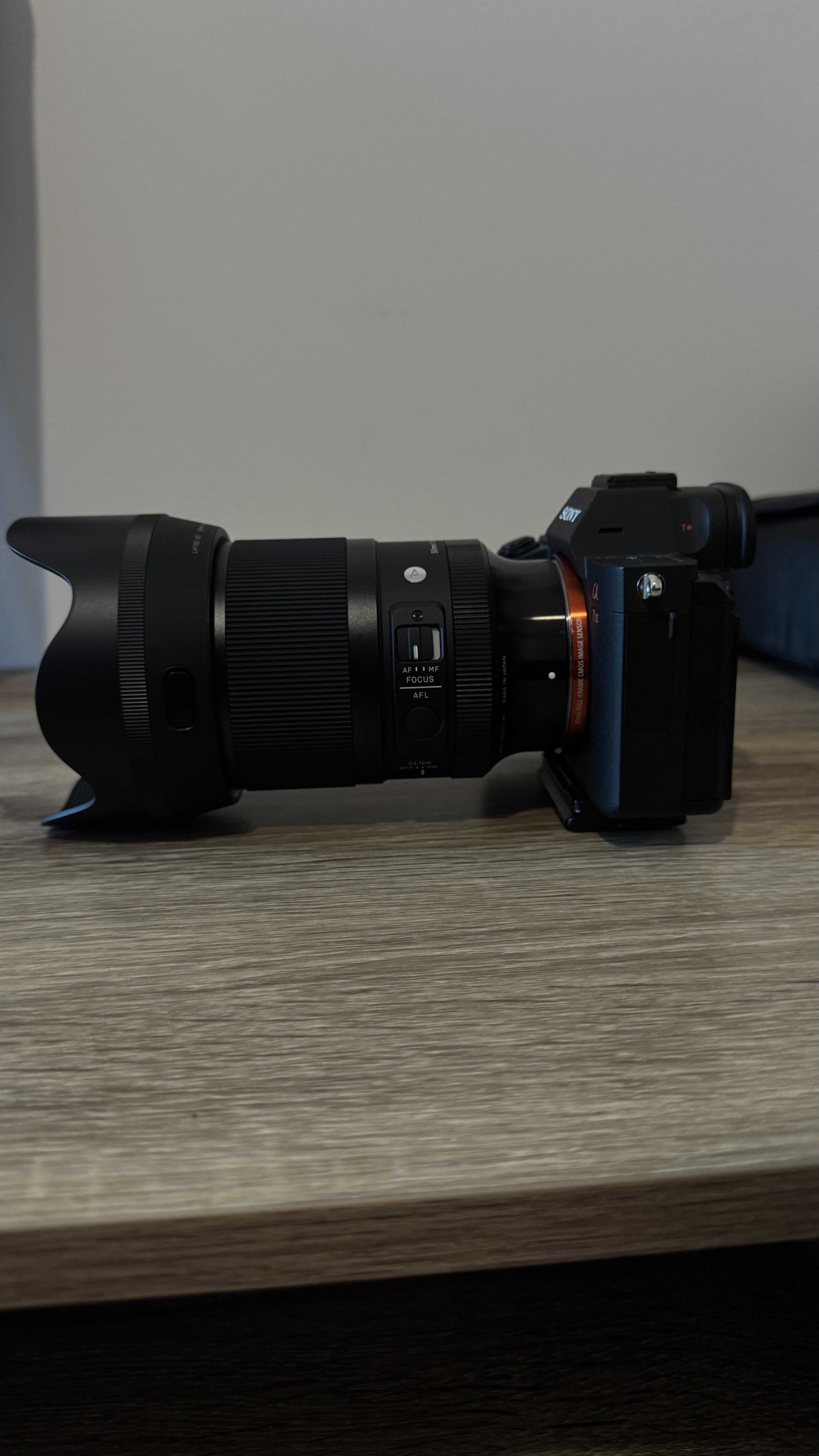 Sony A7III + Sigma 50mm F1.4 DG DN + Lampa + akcesoria