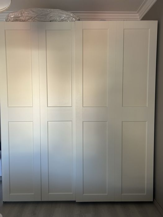 Roupeiro IKEA pax/grimo