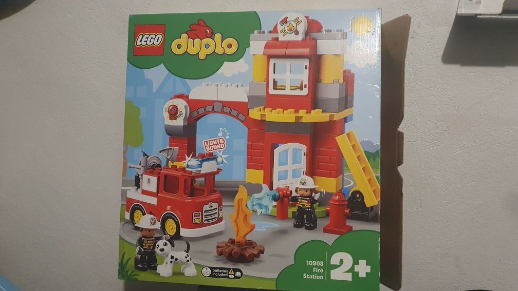 LEGO DUPLO 10903 remiza z wozem strażackim