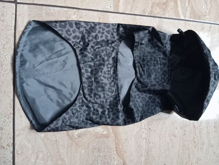 Kurtka przeciwdeszczowa dla psa S