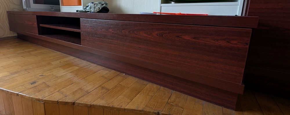 Тумба для вітальні