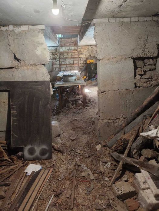 Продається гараж у м. Вишгород, ГК "Ветеран" з земельною ділянкою