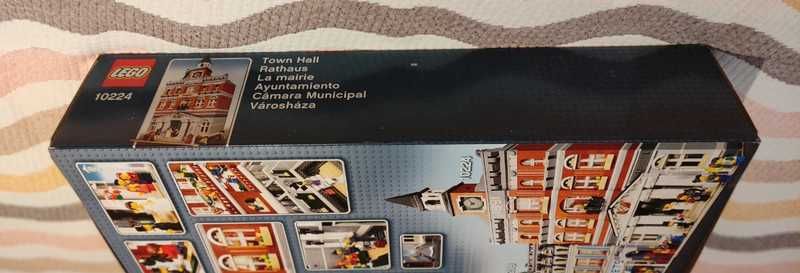 10224 LEGO Town Hall, Modular
