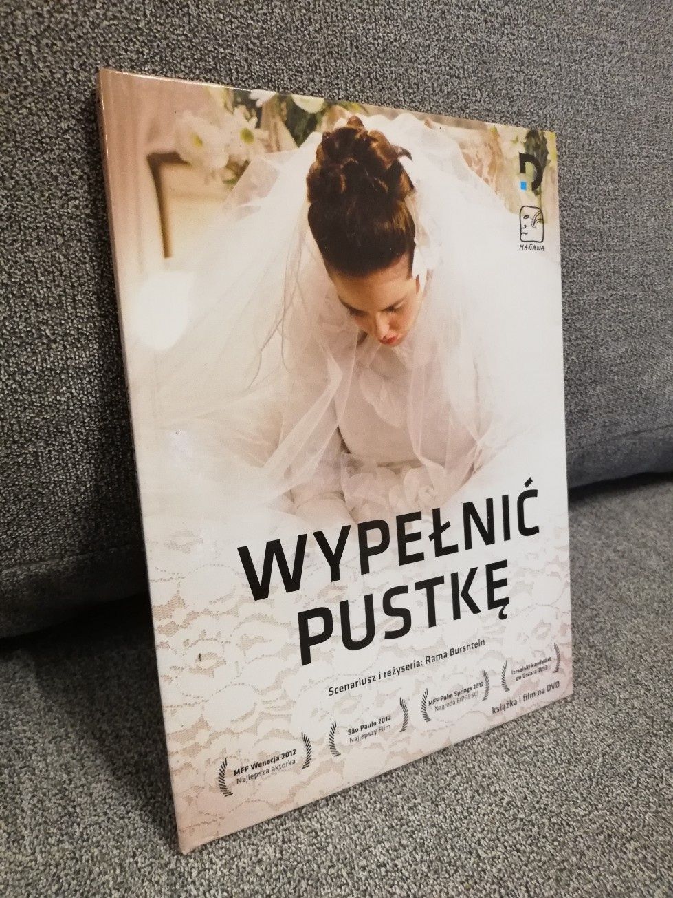 Wypełnić pustkę DVD książka z filmem