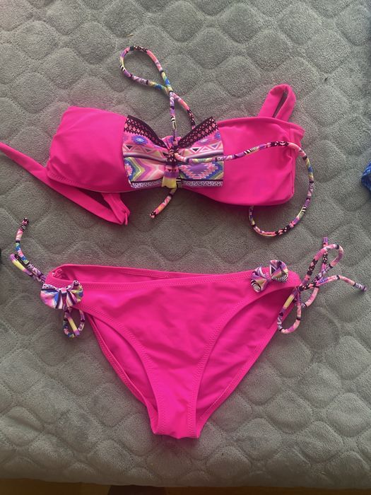 Купальники жіночі стан нового