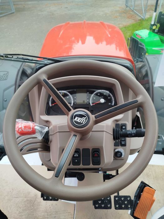 Ciągnik Kioti HX1402 Powershift 142KM 4x4 Korea 7-lat gwarancji