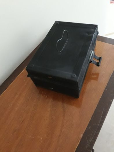 Cofre portátil centenário