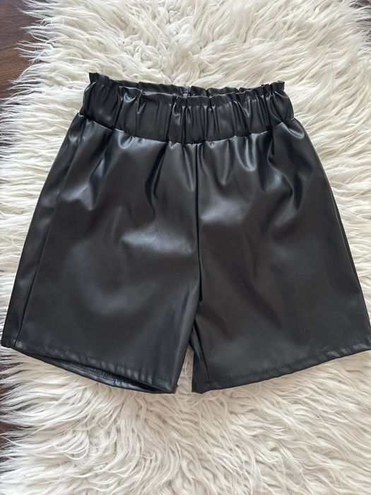 Шорти для дівчинки