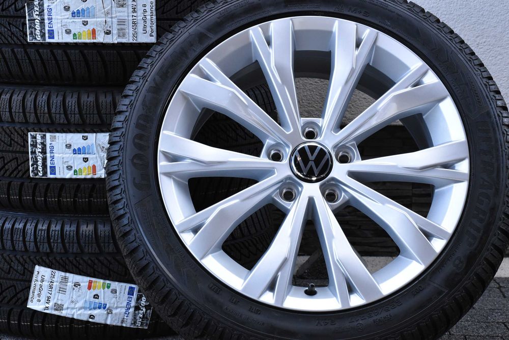Nowe koła zimowe OEM VW Golf Audi A3 Seat Cupra Leon Skoda Octavia 17"