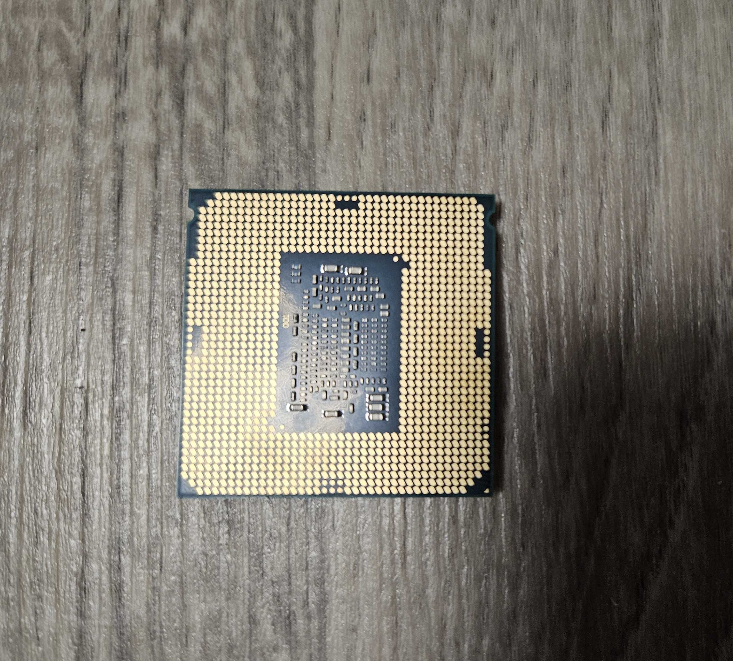 Процесор intel core i3 з заводським кулером