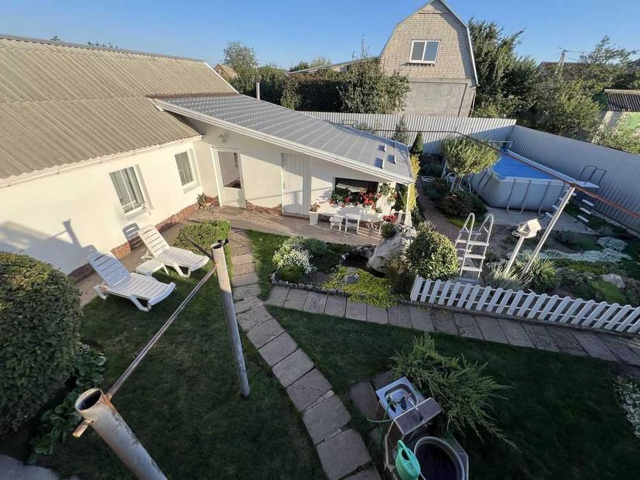 Продаж двох  будинків на одному дворі,  Рибальське, вул. Пишнівська