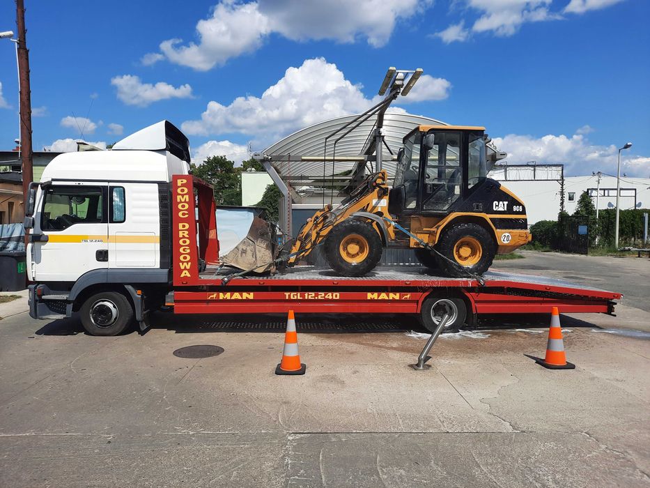 Przewóz laweta pomoc drogowa koparka bus widlak maszyna ładowarka