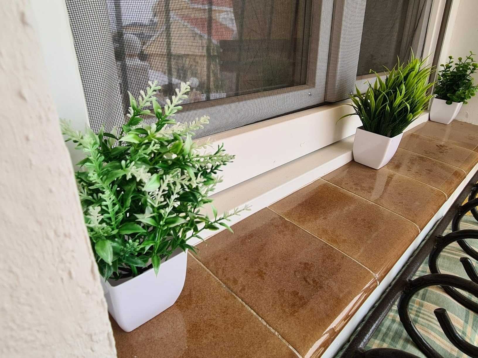 Sztuczne kwiaty z doniczkami 6 szt. zestaw roślin sztucznych