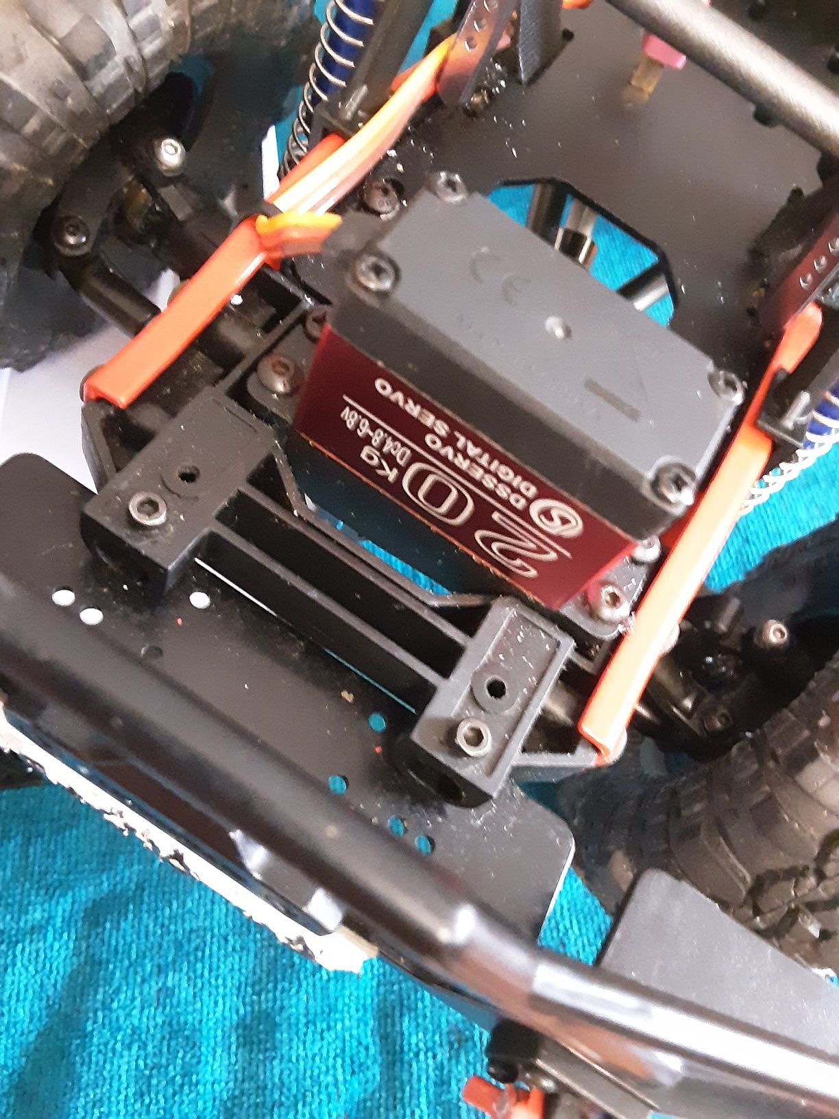 Crawler scale 1.10 Scx10 2 injora cherokee
