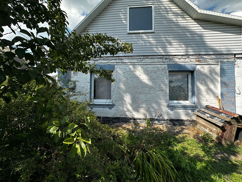 Окремий будинок/ Гребінки