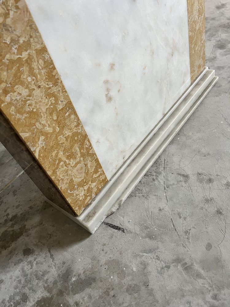 Mesa em Mármore