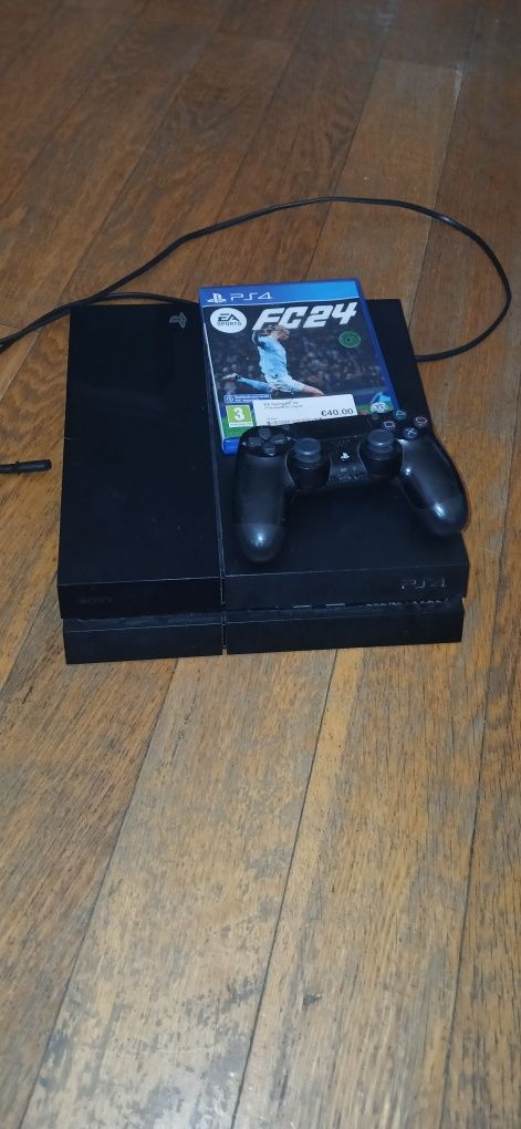 Playstation 4 semi nova