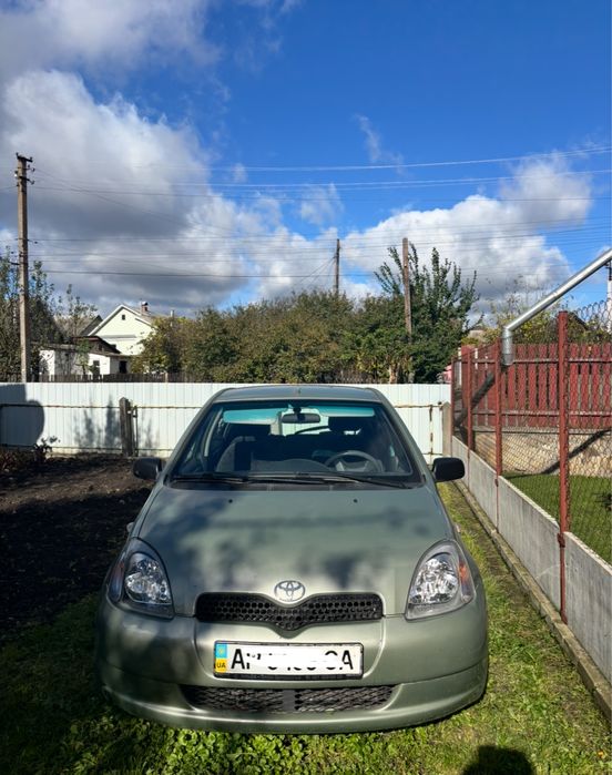 Toyota Yaris 2003 автомат