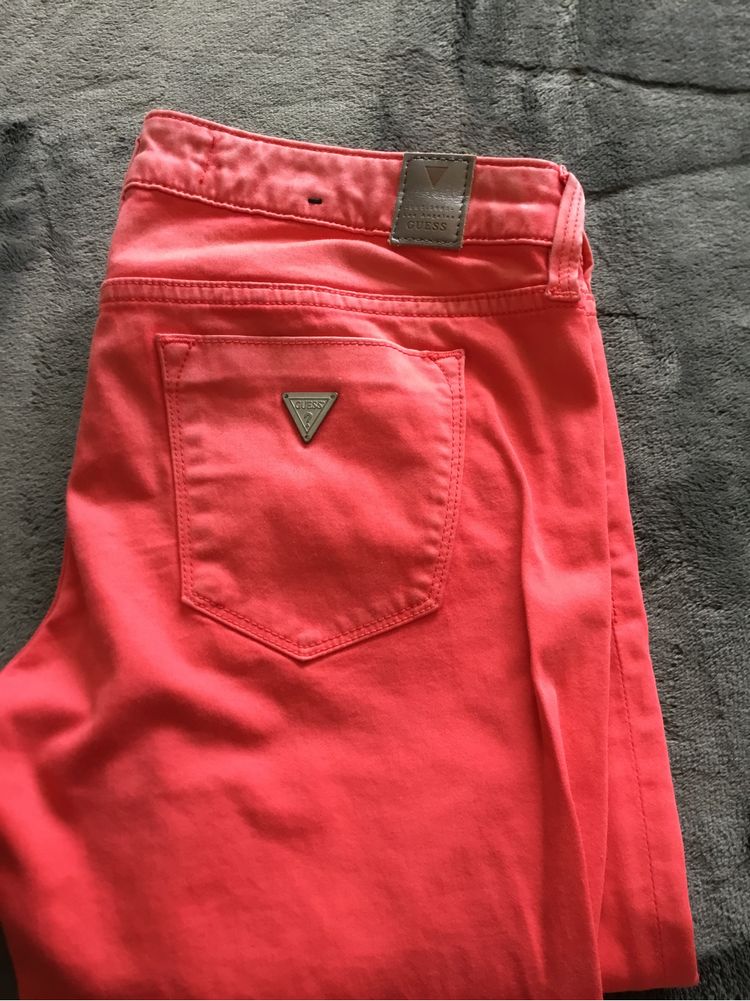 Jeans Guess como novas