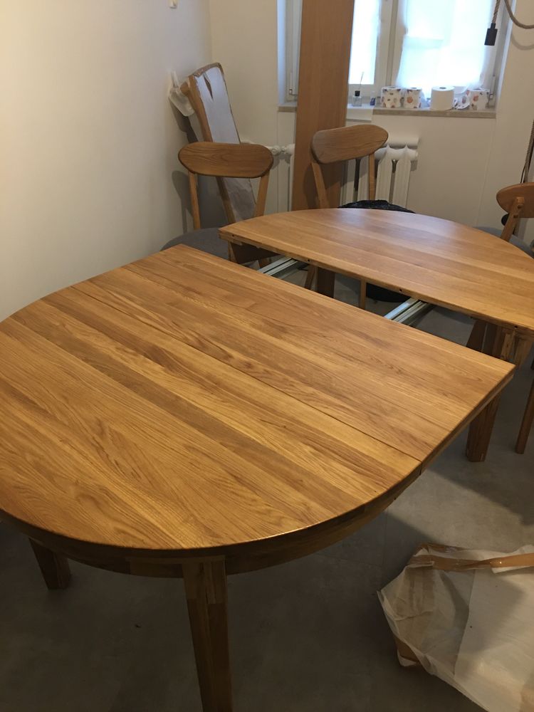Stół dębowy  i 4 krzesła