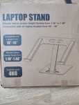 Stojak pod laptopa