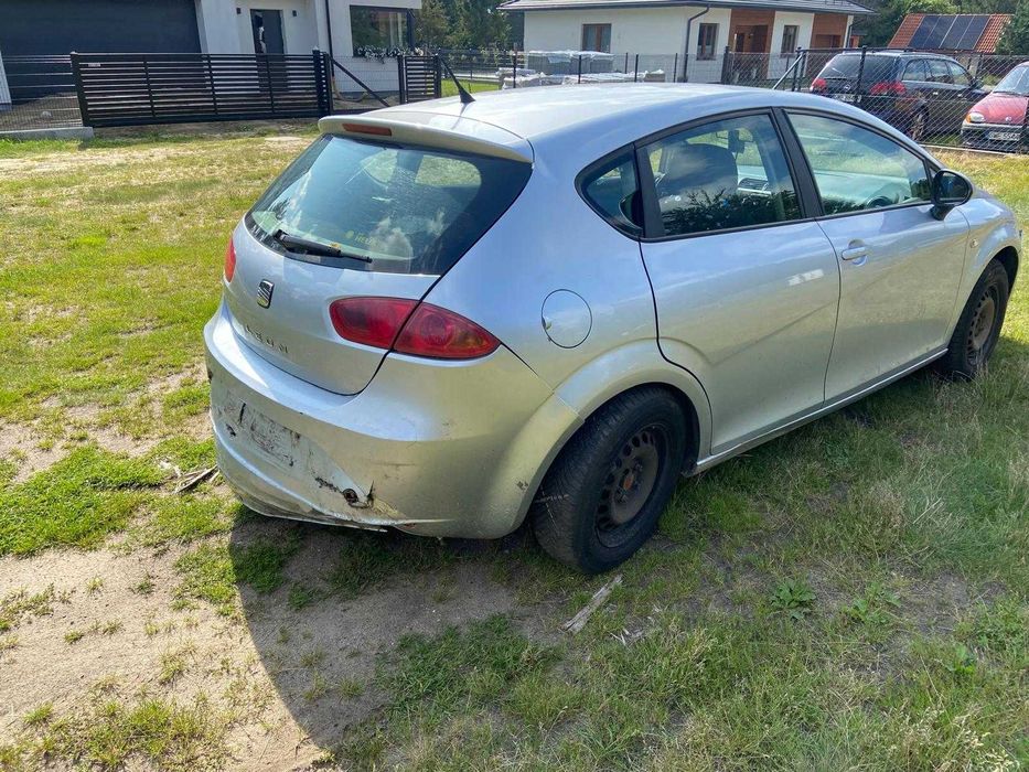 SEAT LEON 1,6 TDI CR 105KM, 2010R.