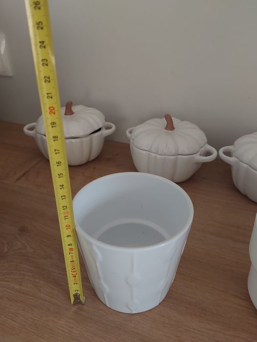 Osłonki na kwiaty Ikea