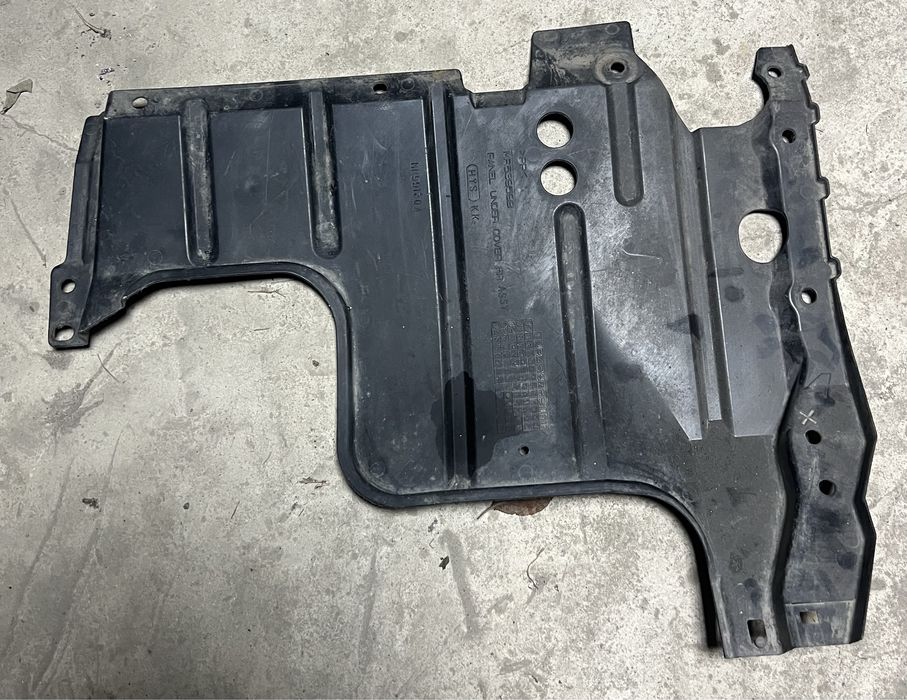 Захист двигуна лансер 9