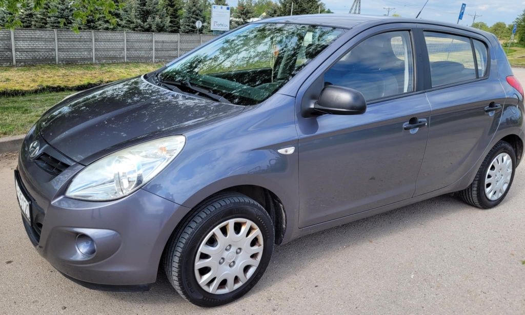 Hyundai i20 5D stan b. dobry