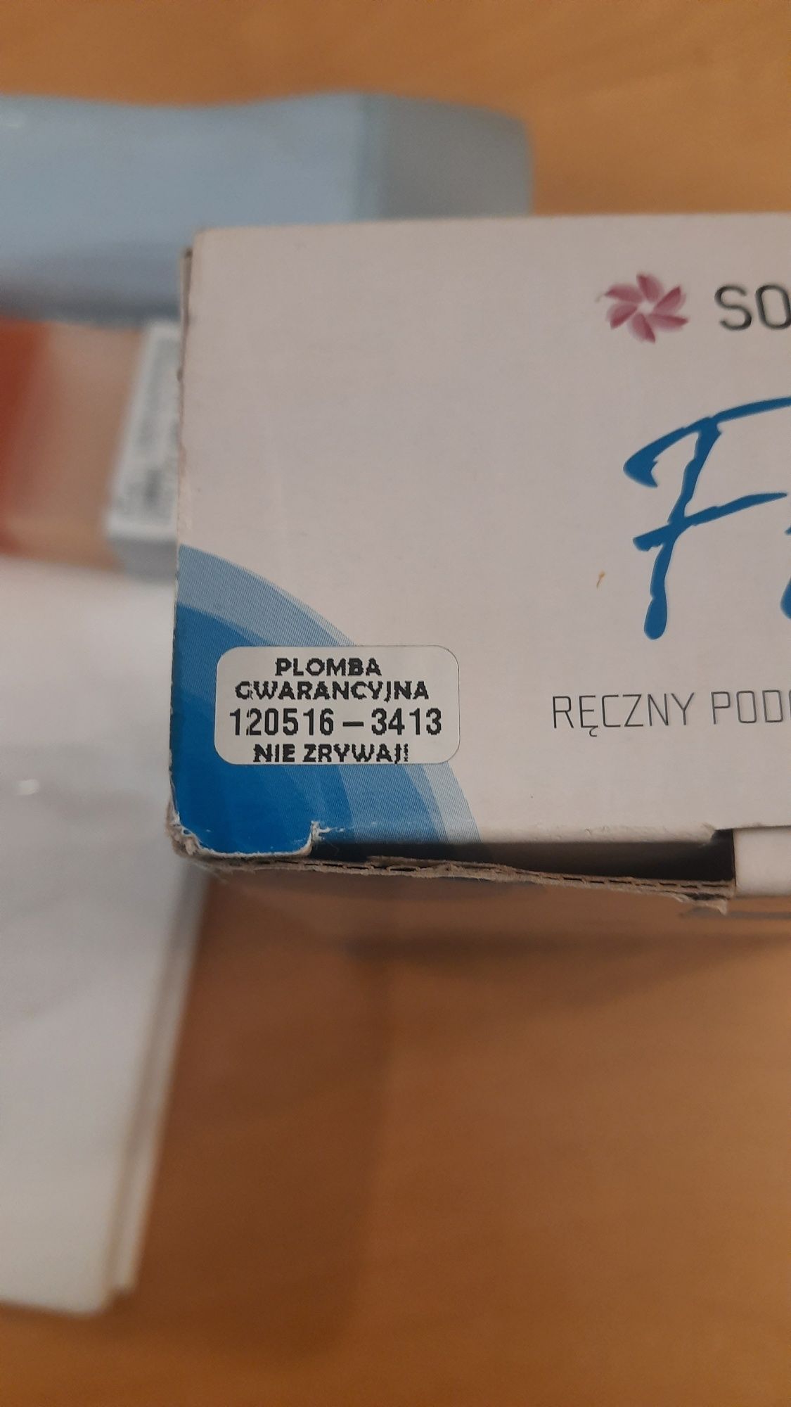 Podgrzewacz do wosku depilator z woskiem + plastry