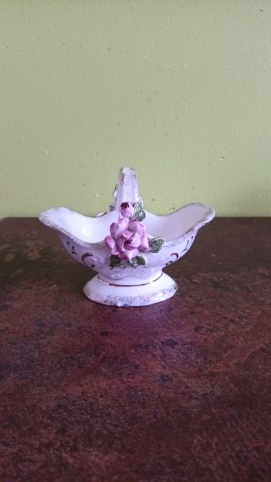 Koszyczek ceramiczny