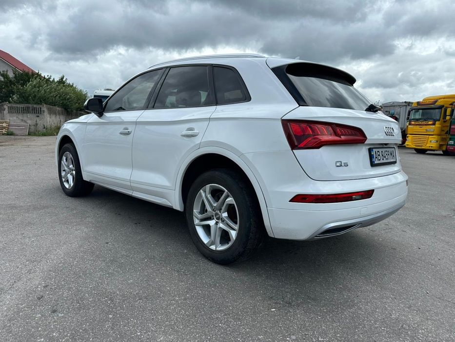 Ауди AUDI Q5. Власник