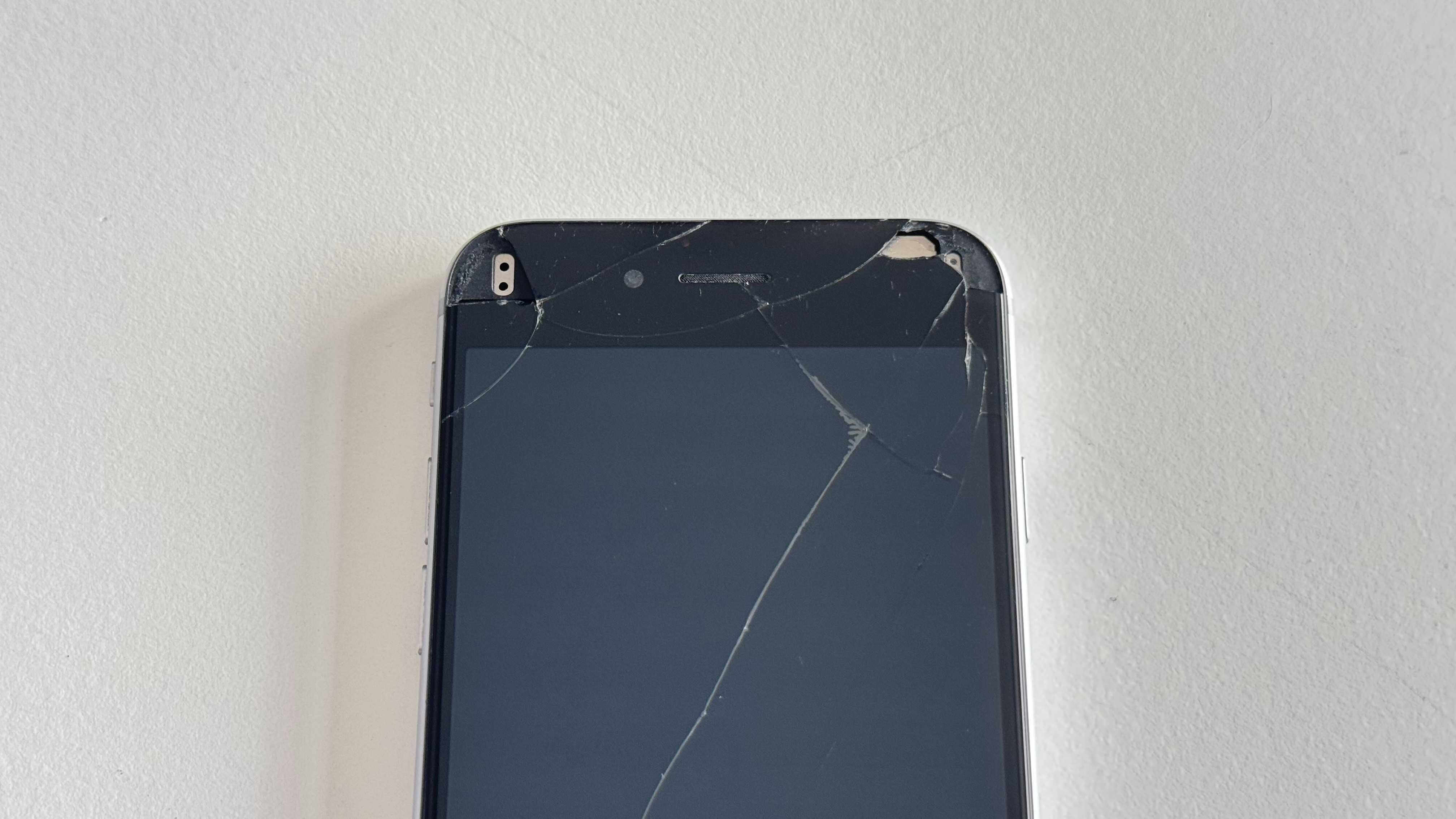 Apple iPhone 6 (64 GB) – Cinzento