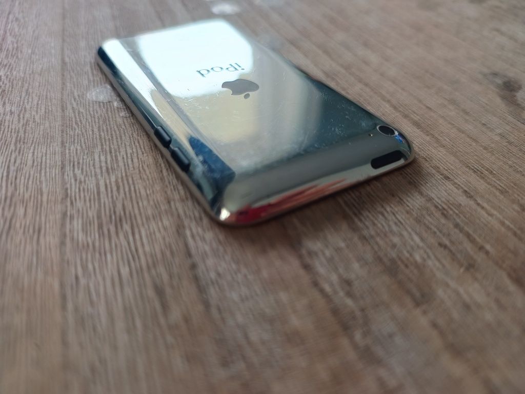 Apple IPOD touch 4gen A1367 8GB sprawny
