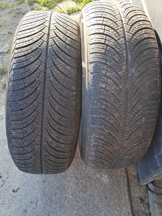 Opony z 2024r całoroczne wielosezonowe Rivo Carloful 235/65/17