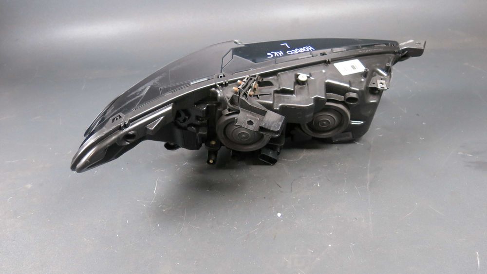 Ford Mondeo MK5 lampa przednia przód lewa