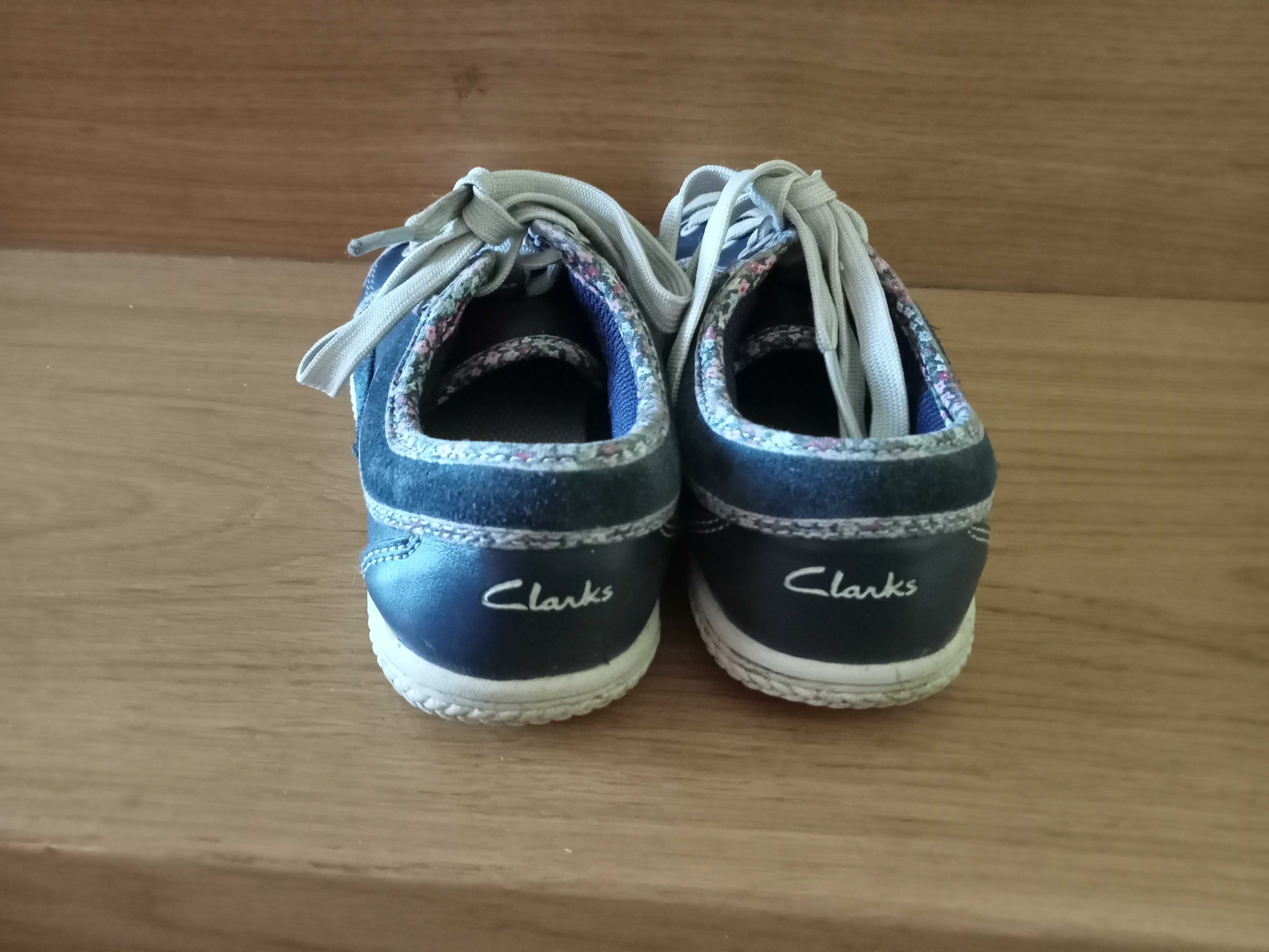 Jak nowe 31 firmowe Clarks buty jesienne półbuty dla dziewczynki